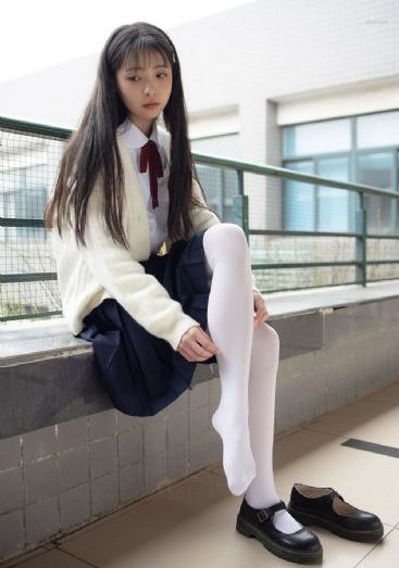 黑白森林剧情