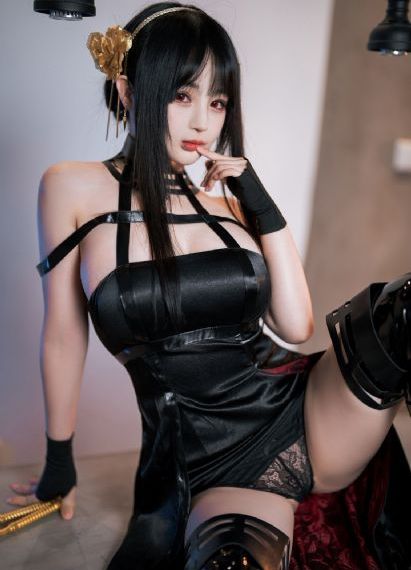 乳房与月亮